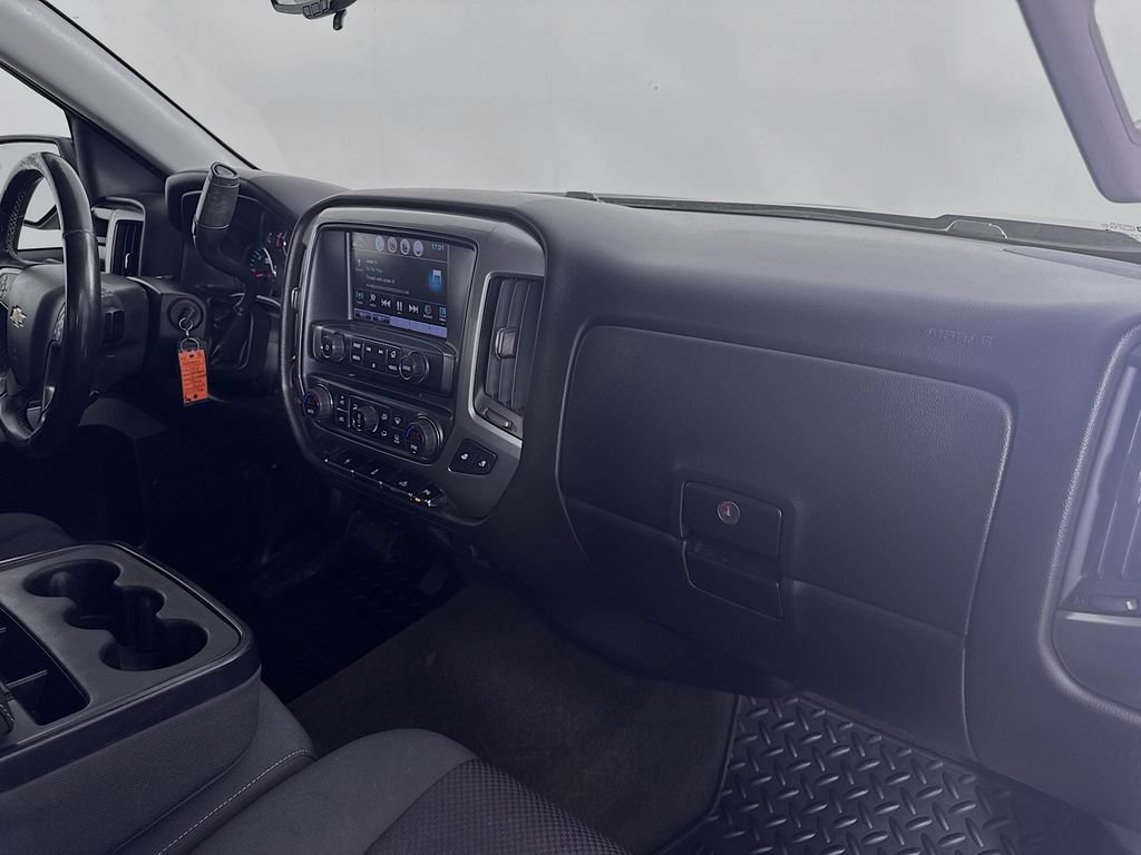 Used 2018 Chevrolet Silverado 1500 LT w/ All Star Edition AWD/4WD image 31