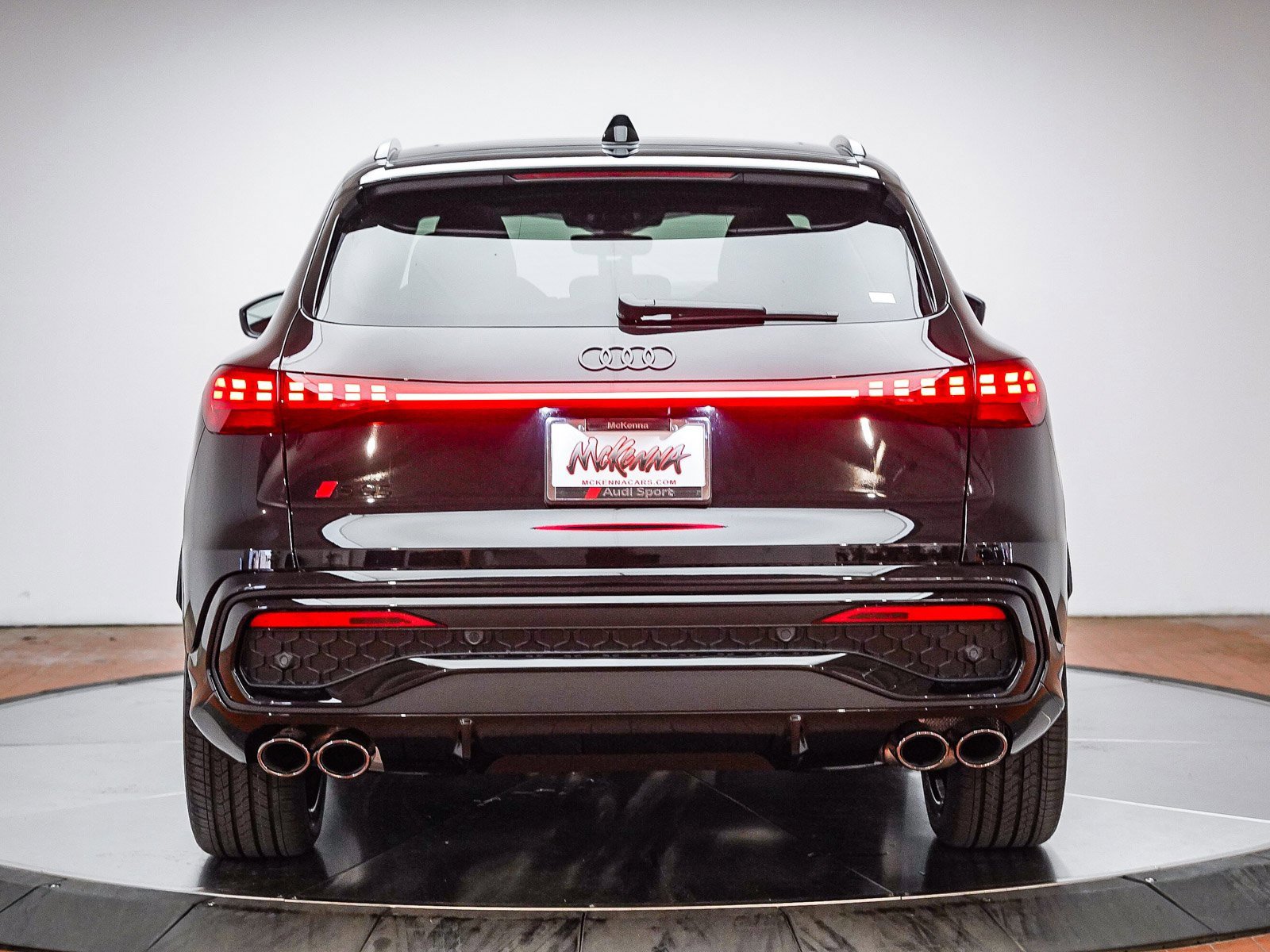 New 2025 Audi SQ5 Premium Plus image 9