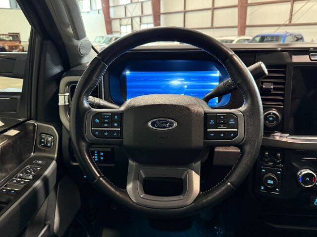 Used 2023 Ford F250 Lariat w/ Tow Technology Package image 19
