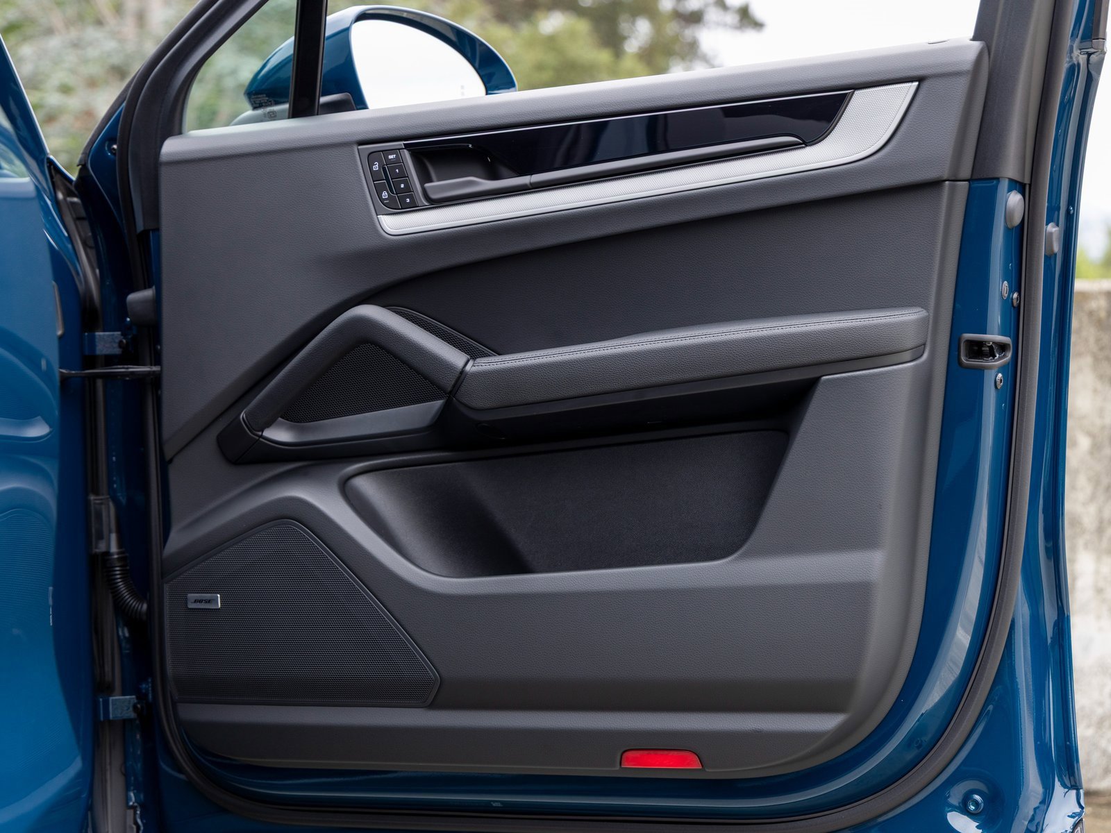 New 2026 Porsche Cayenne Coupe image 48