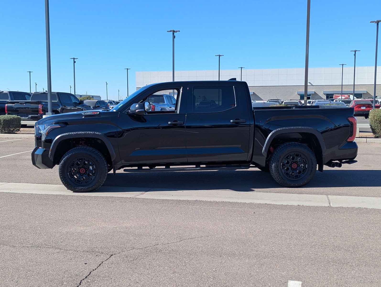 Used 2025 Toyota Tundra TRD Pro AWD/4WD image 2