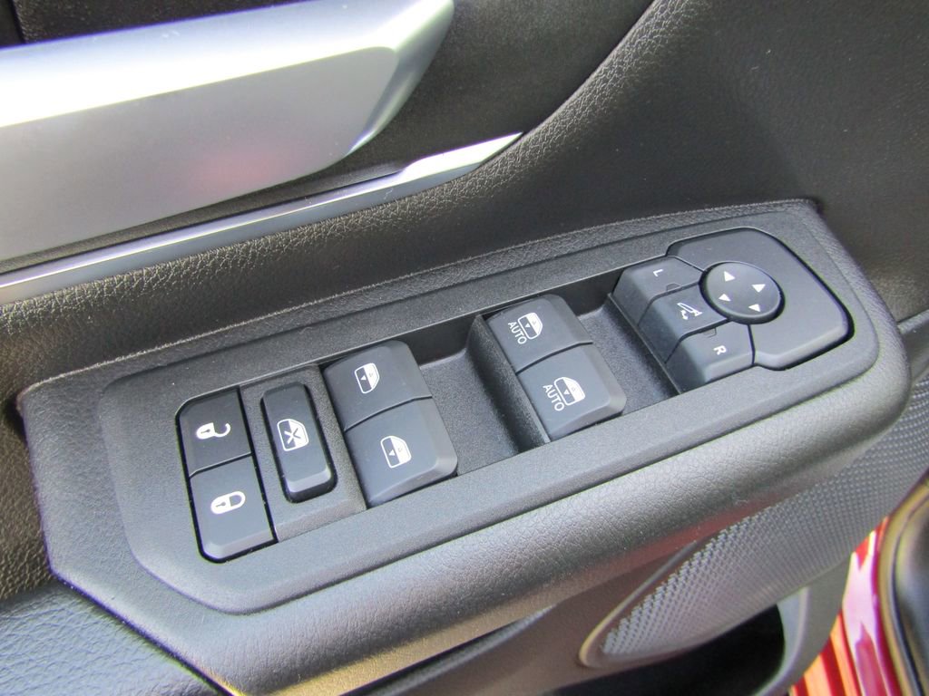 Used 2025 RAM 1500 Big Horn image 13