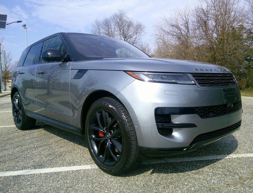 Used 2023 Land Rover Range Rover Sport SE image 15