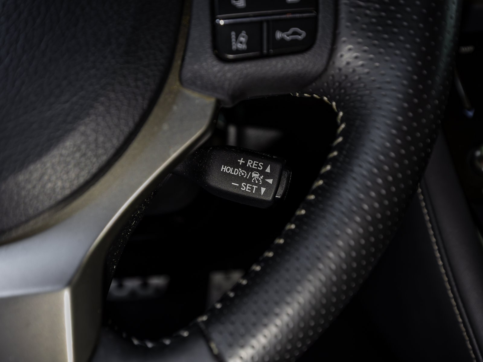 Used 2018 Lexus IS 300 F Sport w/ F Sport Package RWD image 57