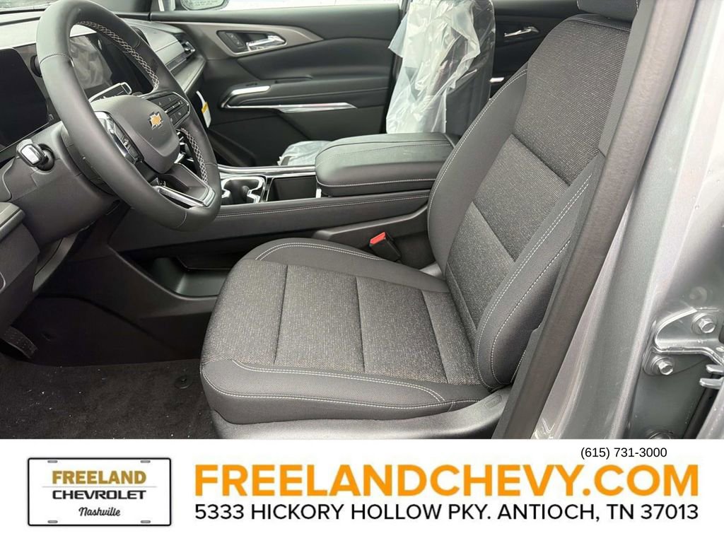 New 2026 Chevrolet Traverse LT w/ LPO, Floor Liner Package image 18