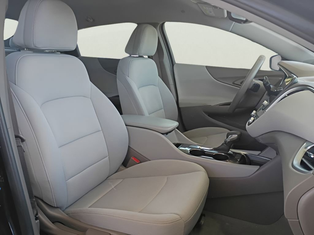 Used 2021 Chevrolet Malibu LS FWD image 11