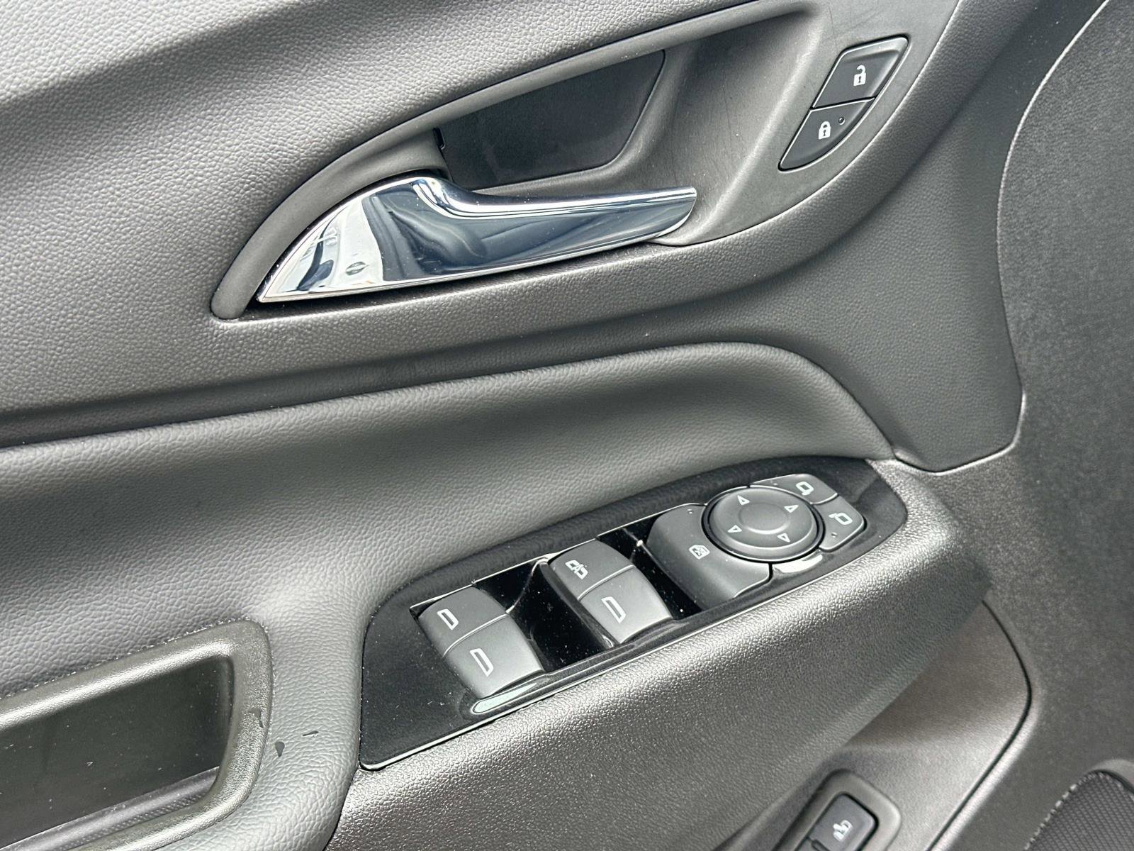 Certified 2024 Chevrolet Equinox Premier image 16