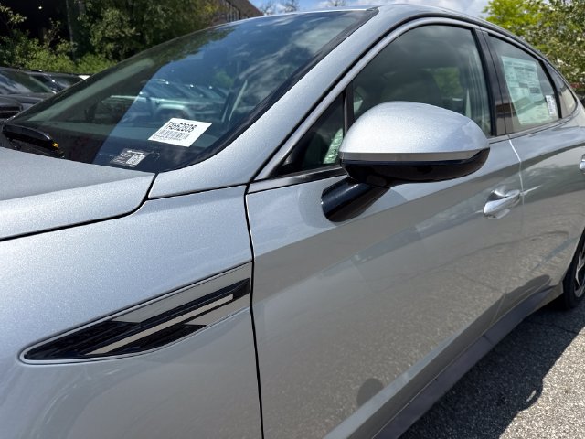 New 2026 Hyundai Sonata SEL FWD image 4
