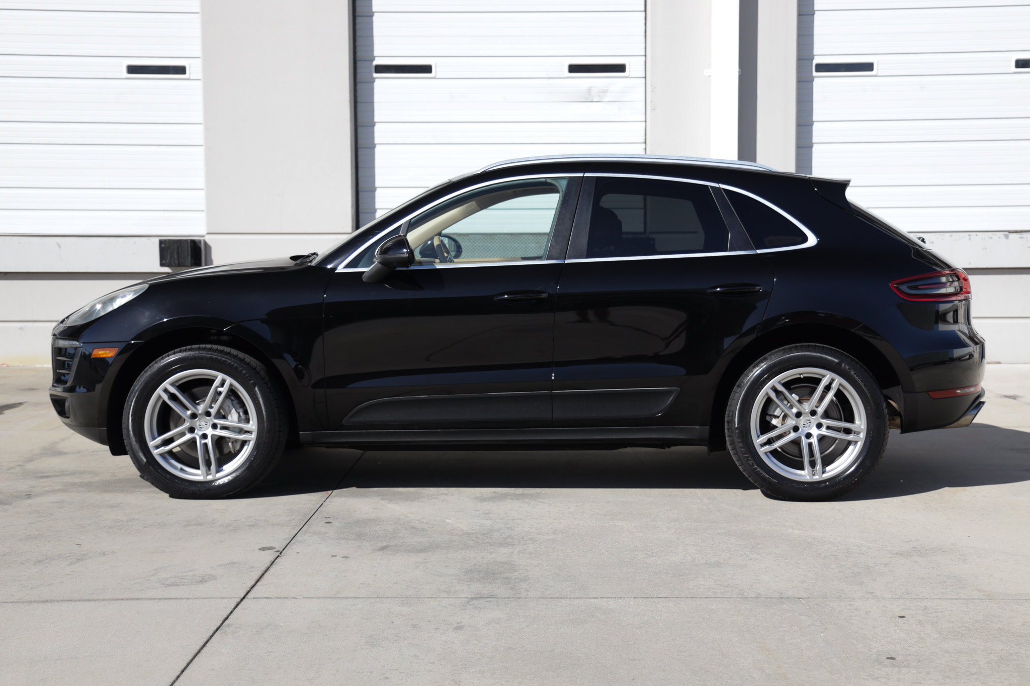 Used 2016 Porsche Macan S AWD/4WD image 5