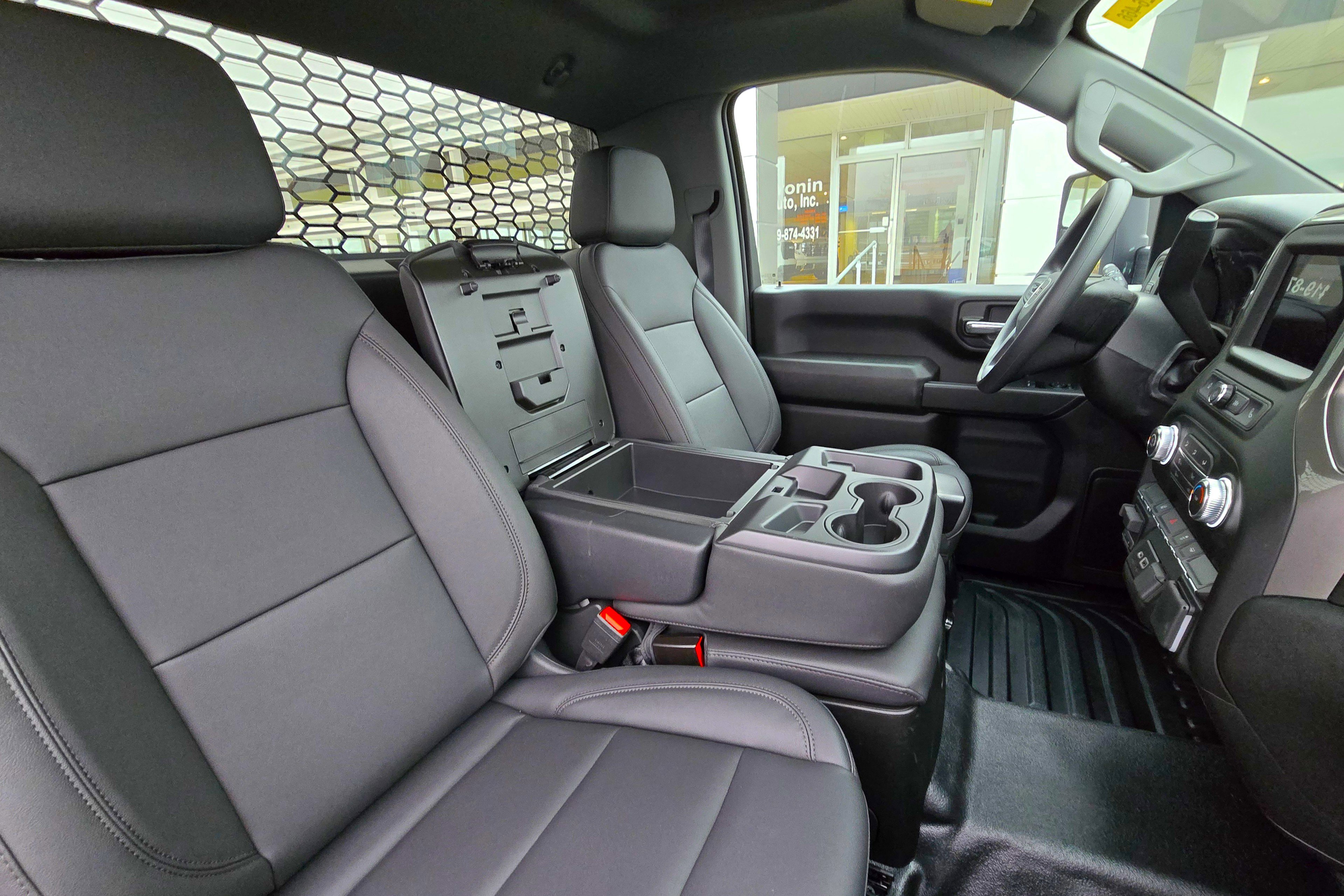 New 2026 GMC Sierra 3500 Pro w/ Convenience Package image 12