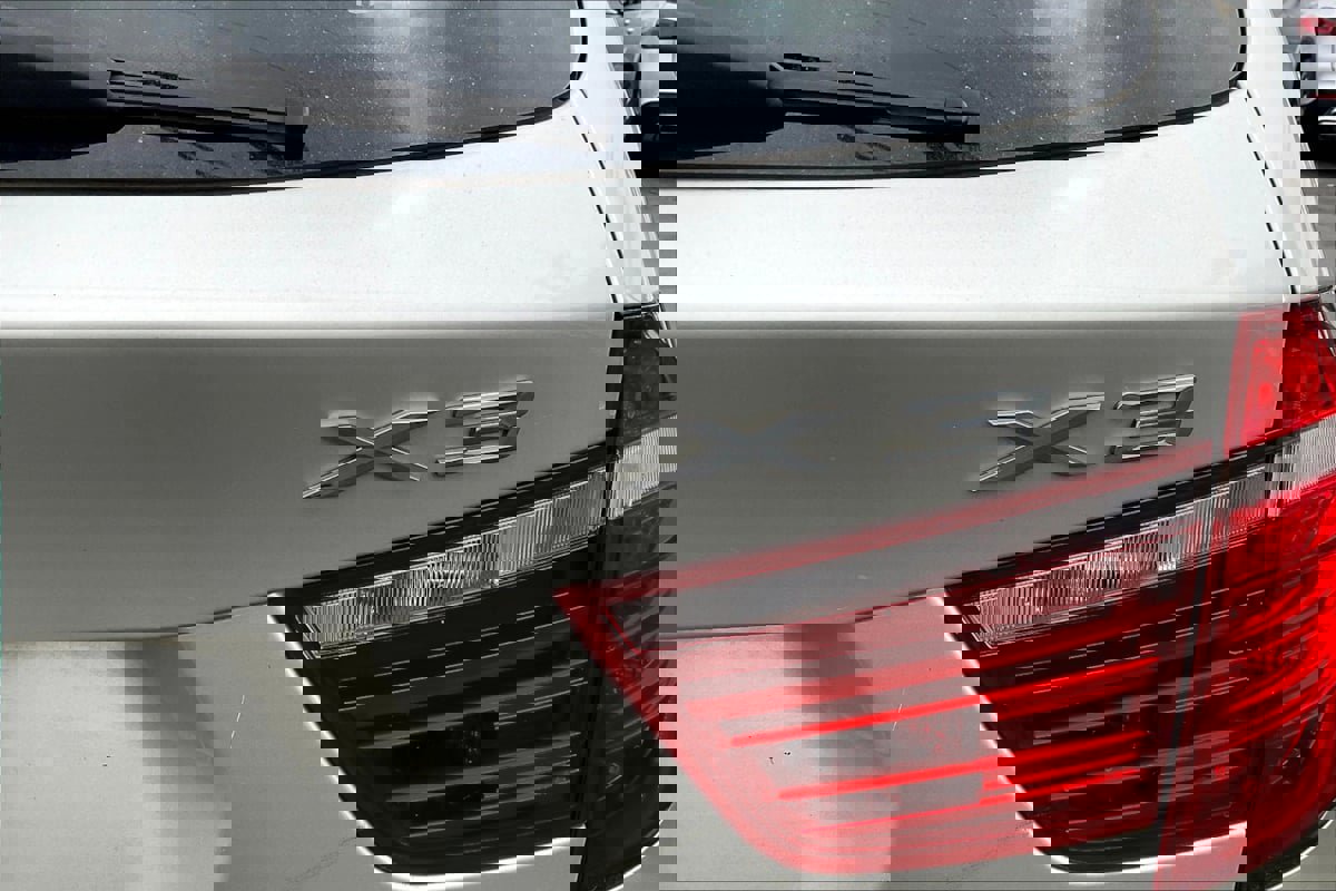 Used 2011 BMW X3 xDrive28i image 8