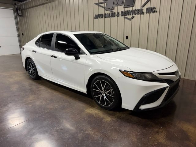 Used 2023 Toyota Camry SE w/ Convenience Package FWD image 6