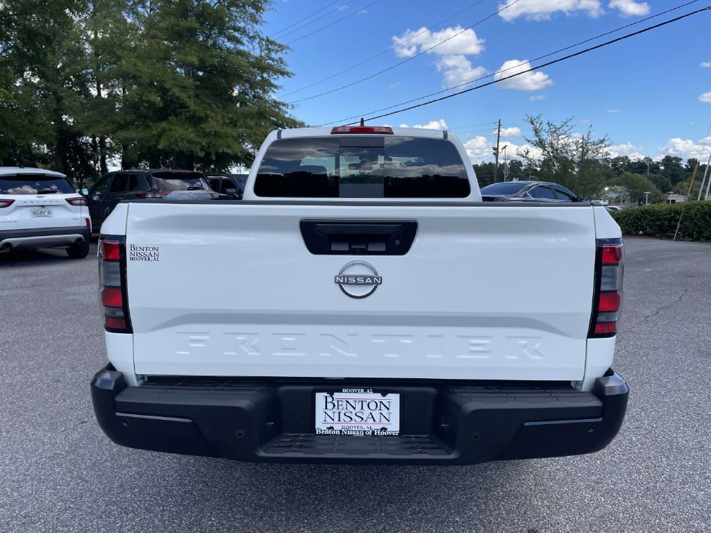 New 2027 Nissan Frontier S RWD image 3