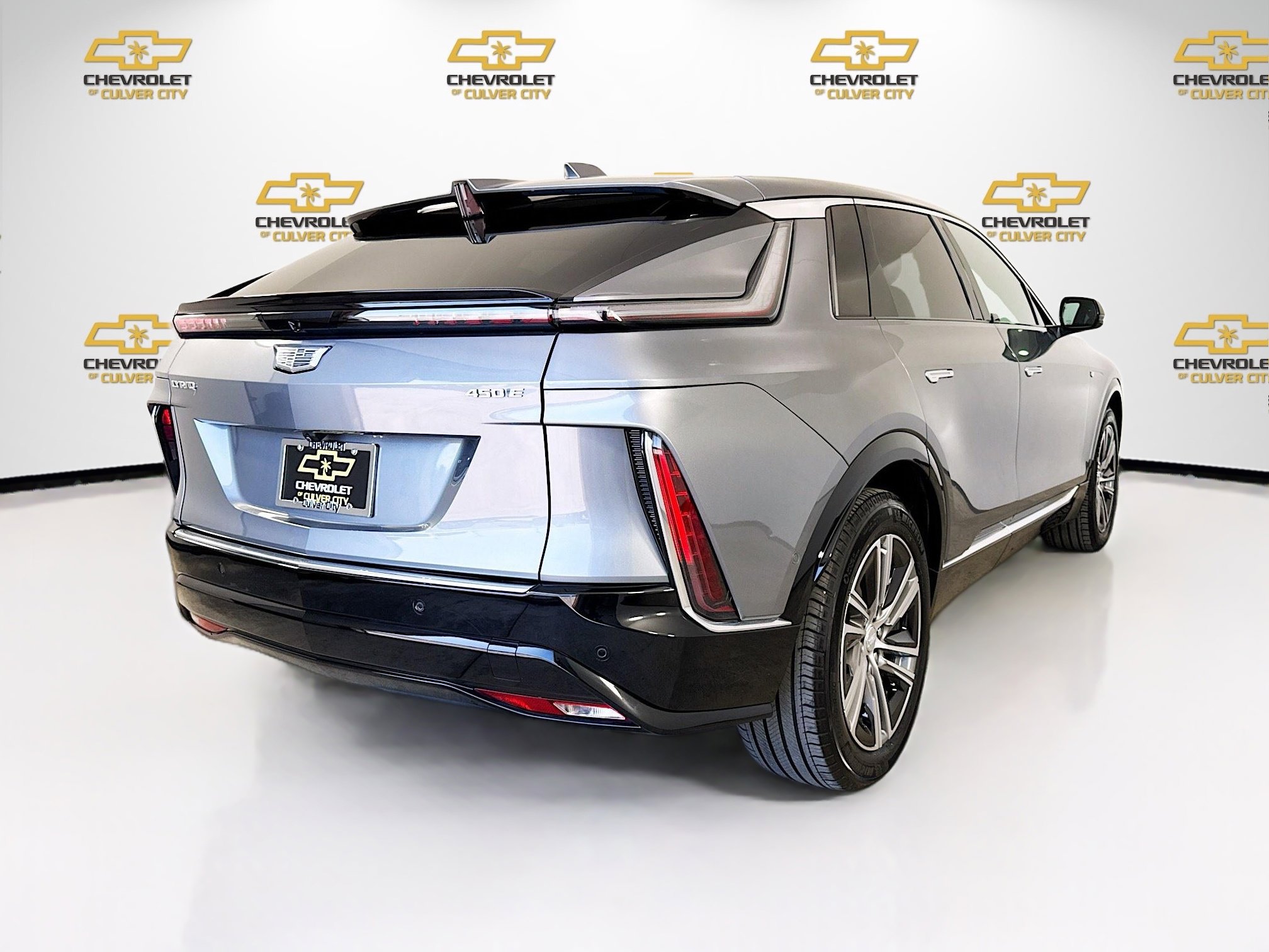 Used 2023 Cadillac Lyriq 2WD image 7