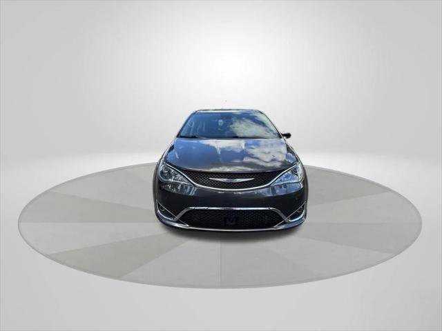 Certified 2020 Chrysler Pacifica Touring w/ Advanced Safetytec Group FWD image 2