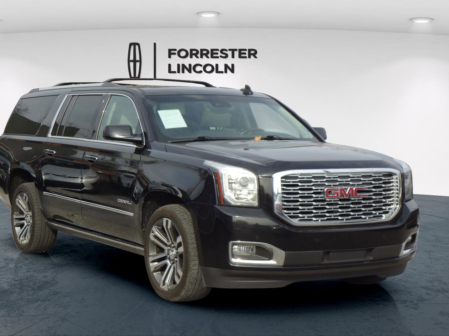 Used 2018 GMC Yukon XL Denali w/ Denali Ultimate Package