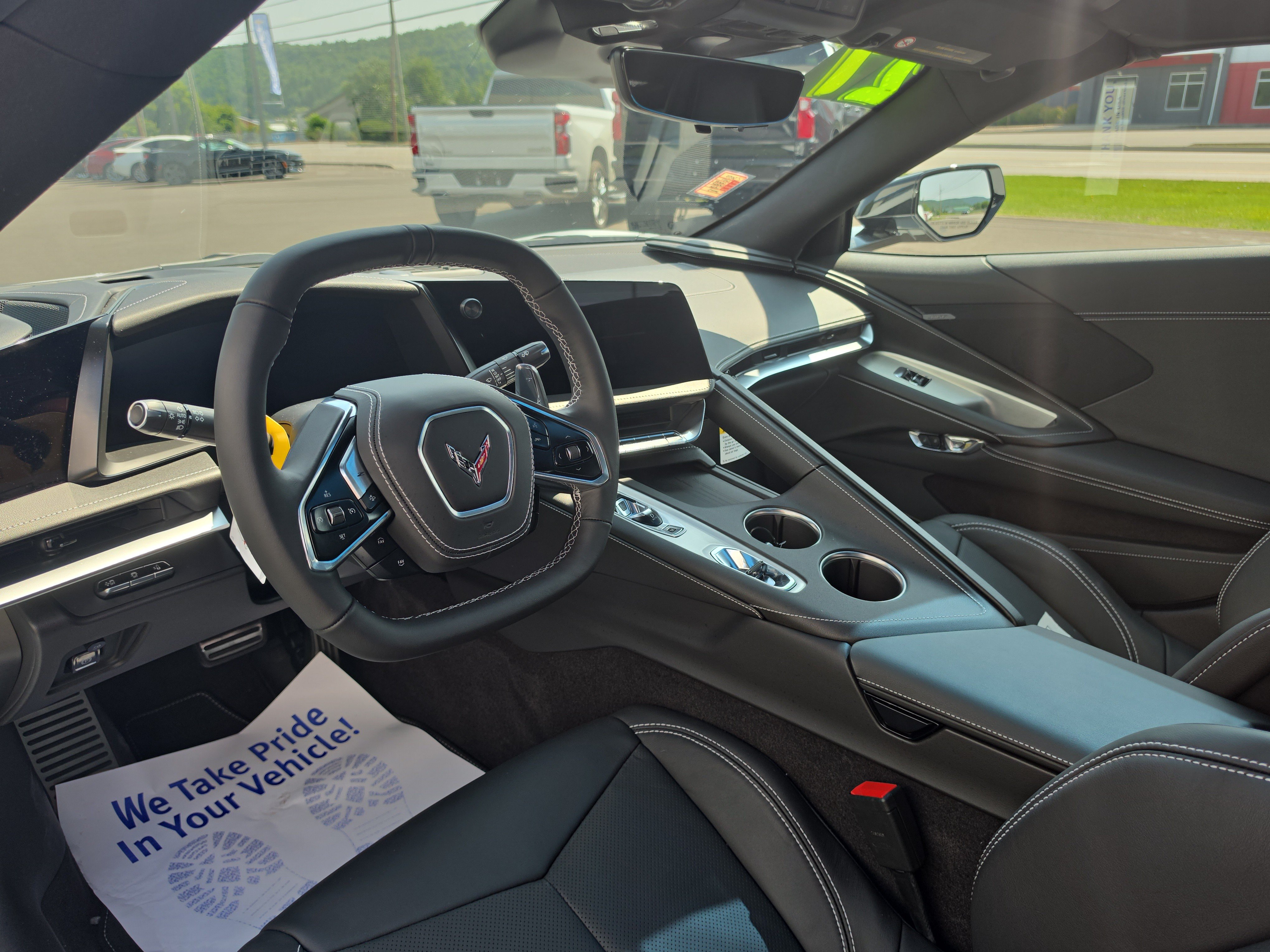 New 2027 Chevrolet Corvette Stingray Coupe RWD image 15