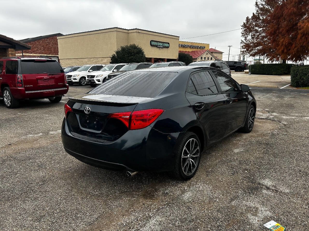Used 2018 Toyota Corolla SE image 5