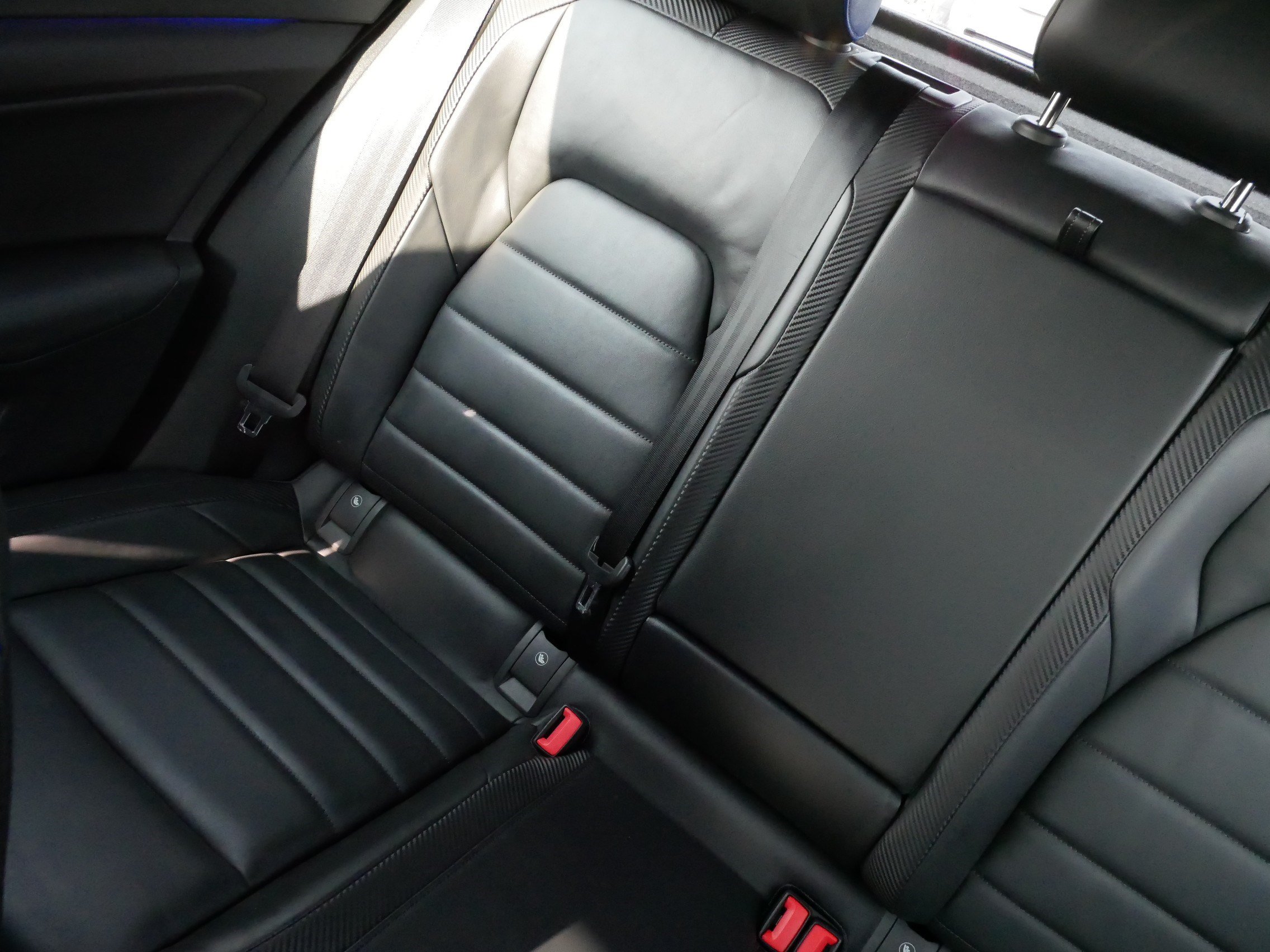 Used 2022 Volkswagen Golf R AWD/4WD image 12