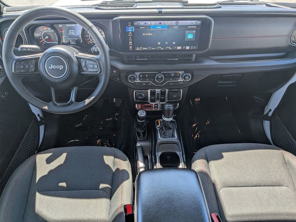 Used 2025 Jeep Wrangler Unlimited Rubicon w/ Convenience Group image 22