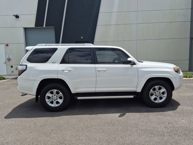 Used 2017 Toyota 4Runner SR5 image 4