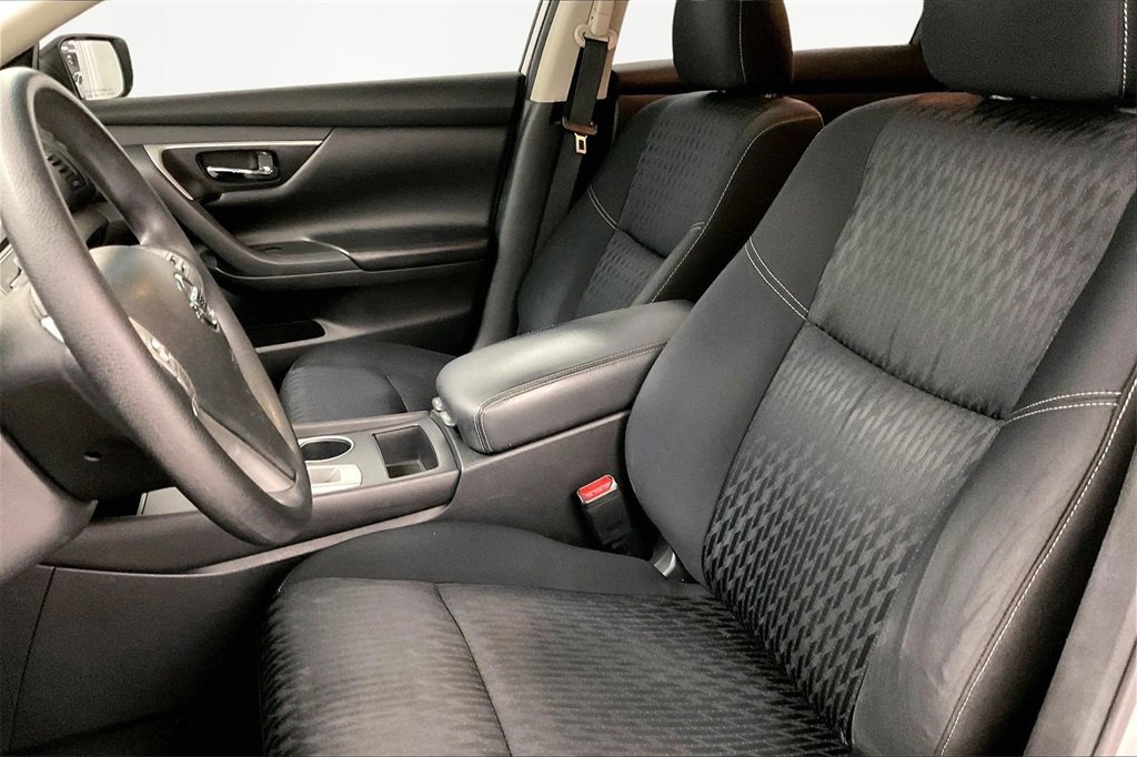 Used 2017 Nissan Altima 2.5 S w/ Power Driver Seat Package image 18