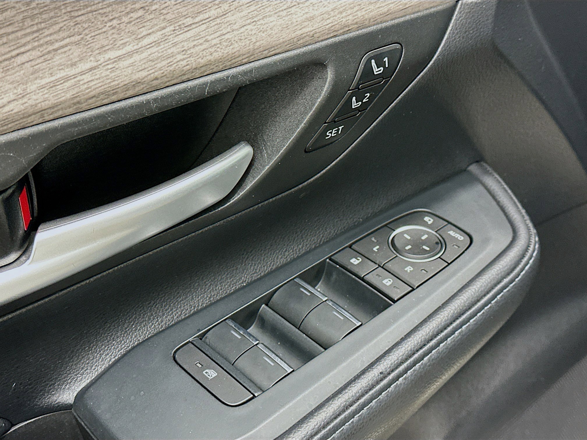 Used 2024 Toyota Grand Highlander AWD image 15