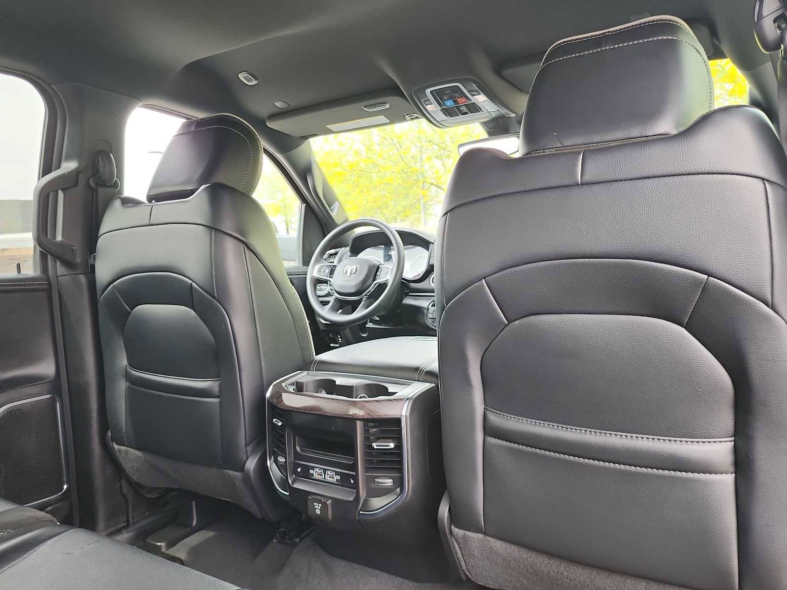 Used 2025 RAM 1500 Laramie image 16