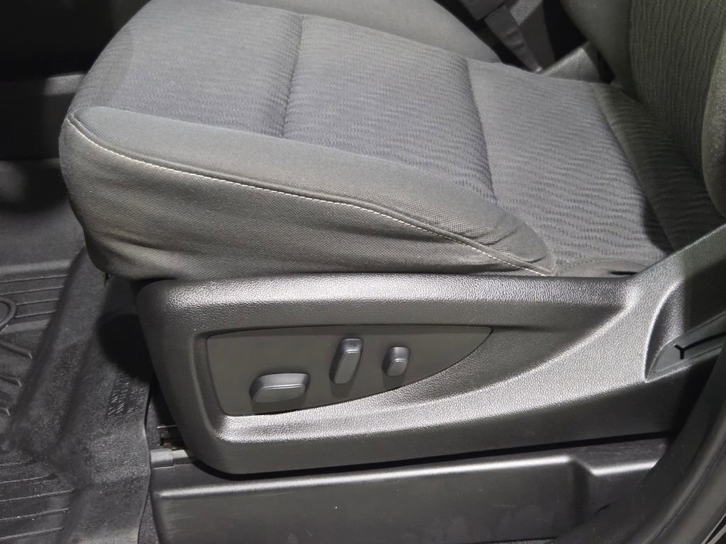 Used 2019 Chevrolet Tahoe LS image 12