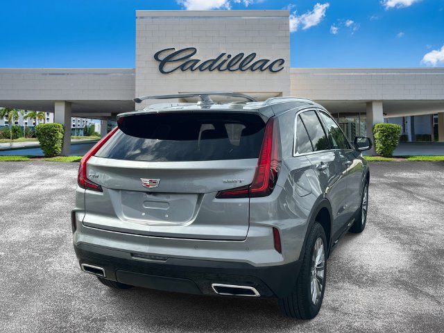 Certified 2024 Cadillac XT4 Premium Luxury FWD image 3