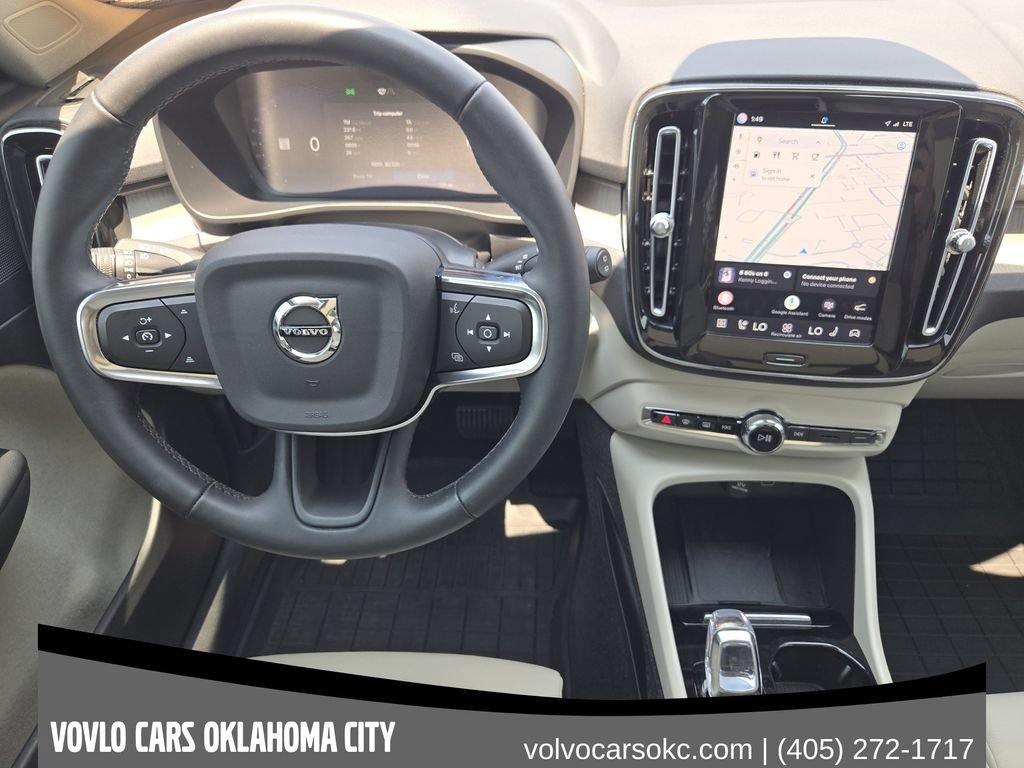 Certified 2023 Volvo XC40 B4 Plus w/ Driver Assist Package FWD image 29