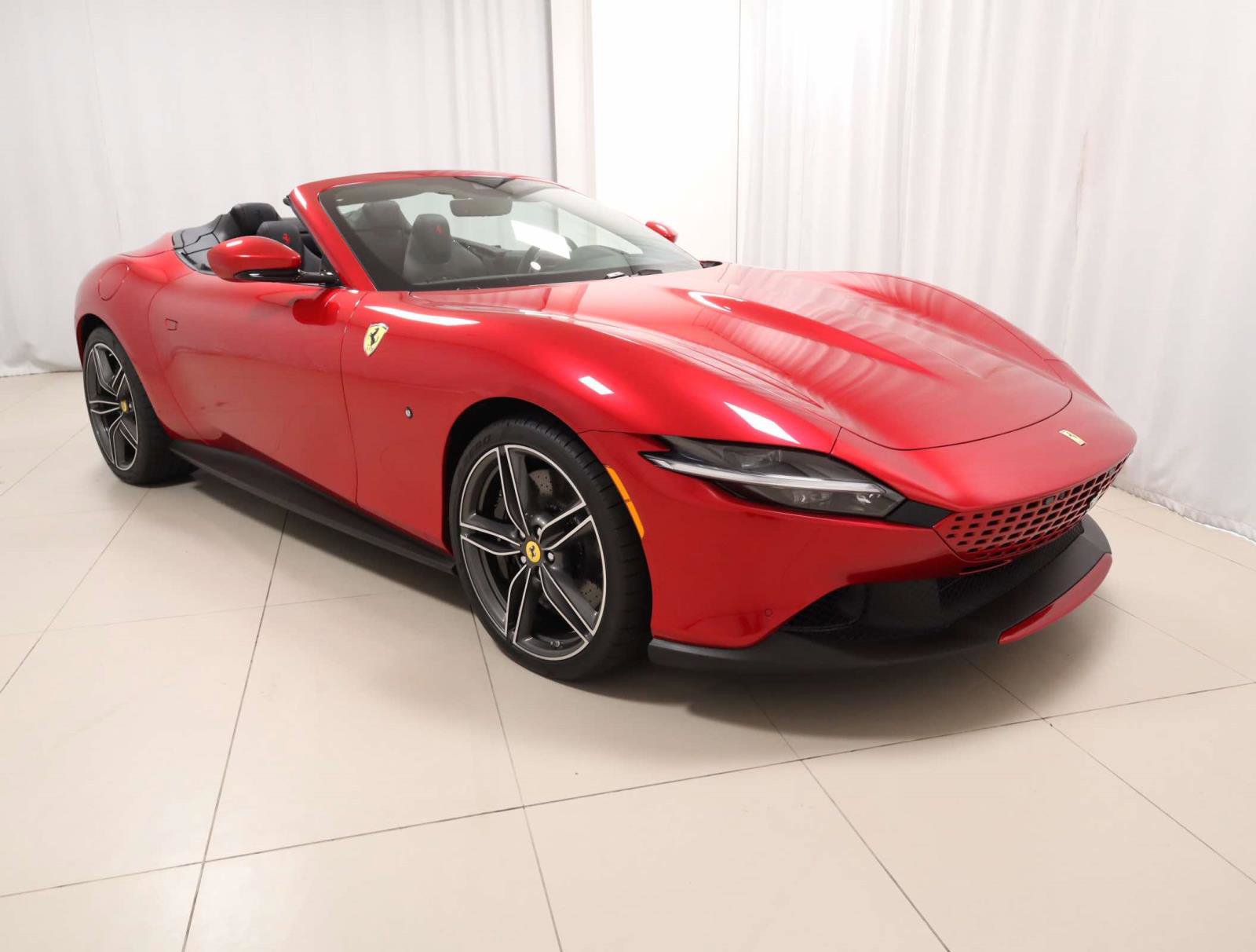 Certified 2025 Ferrari Roma Spider image 5