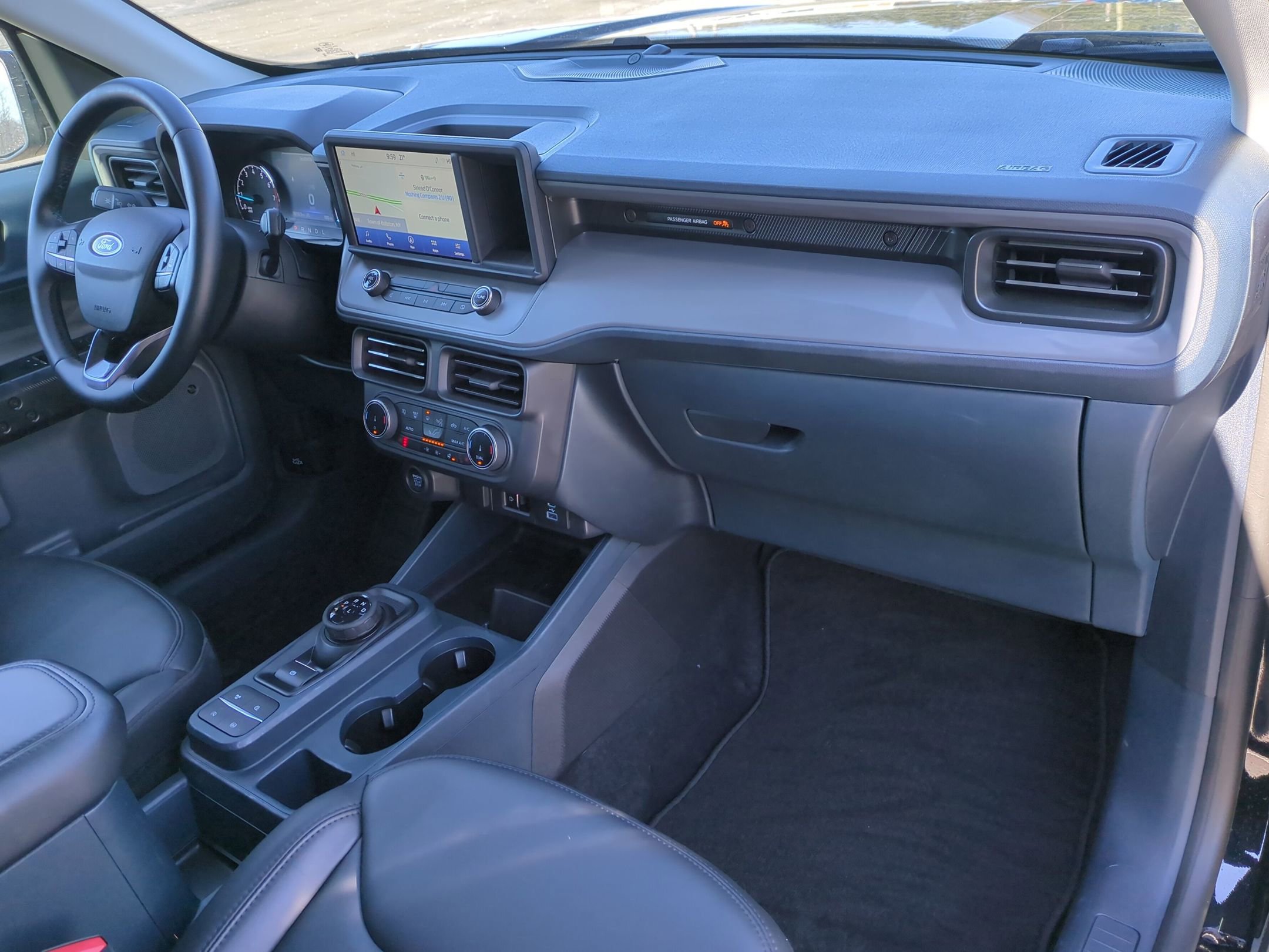 Certified 2024 Ford Maverick Lariat w/ Black Appearance Package image 21