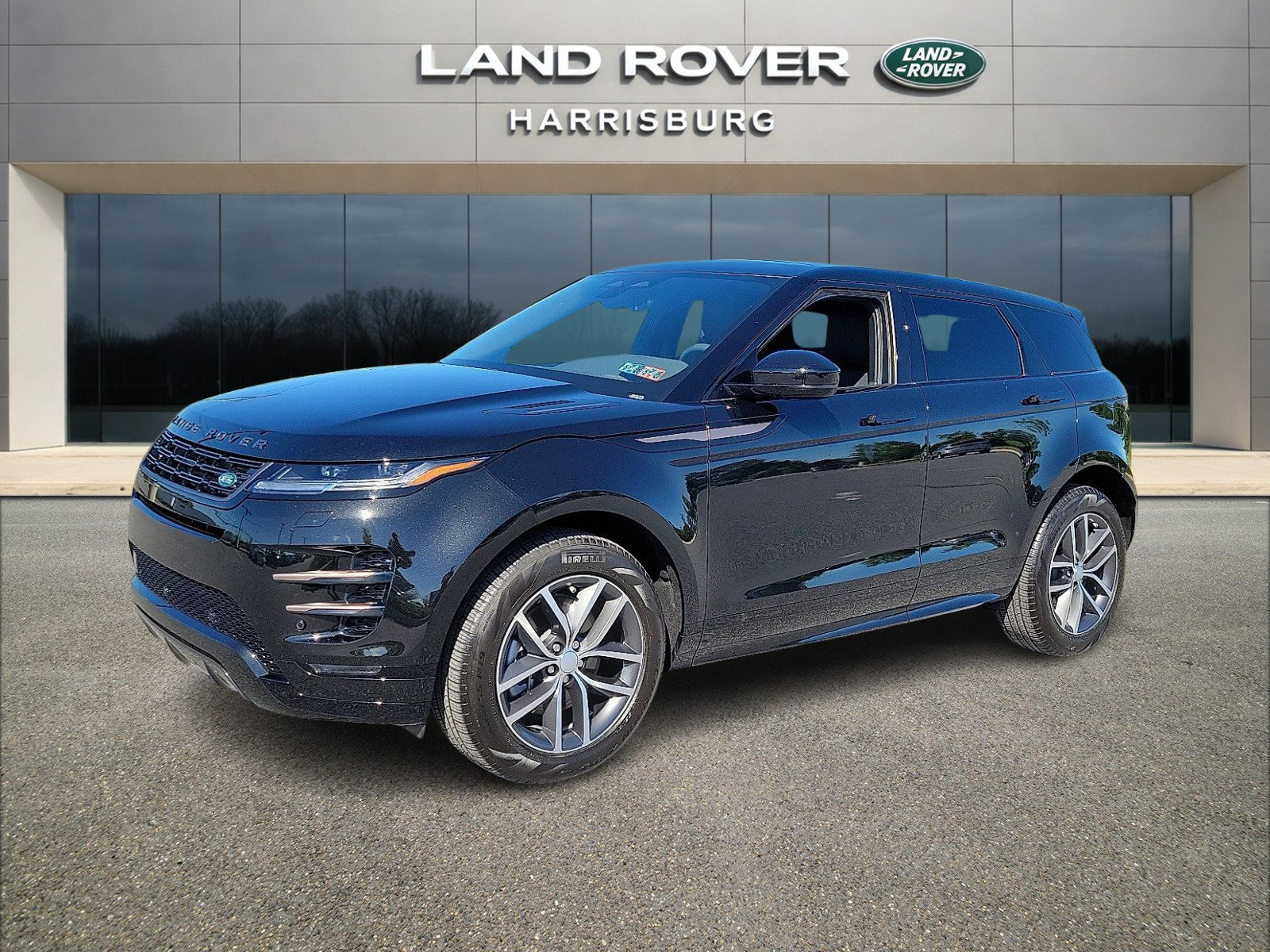 Used 2024 Land Rover Range Rover Evoque Dynamic SE image 1