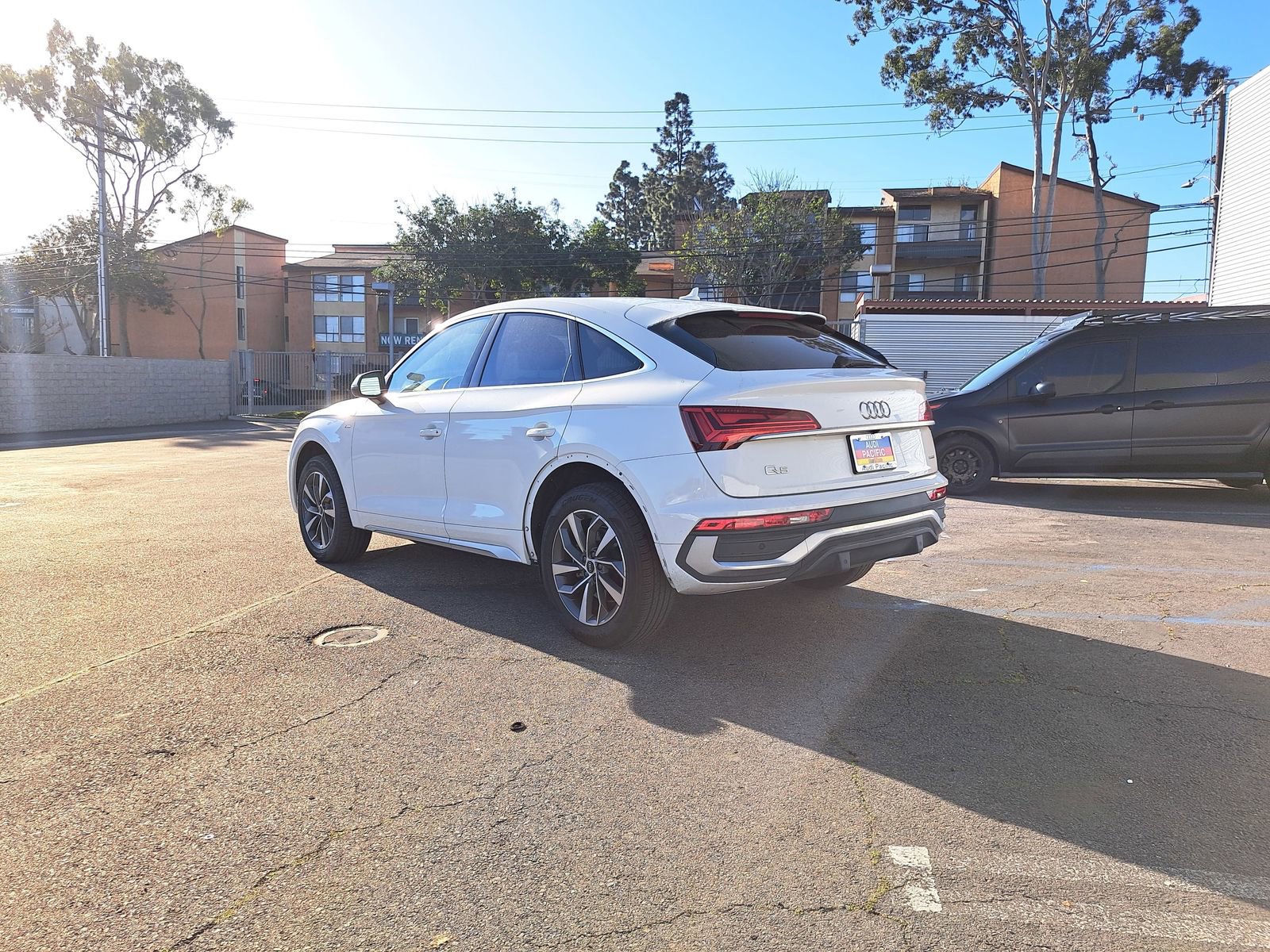 Used 2023 Audi Q5 2.0T Premium Plus w/ Premium Plus Package image 3