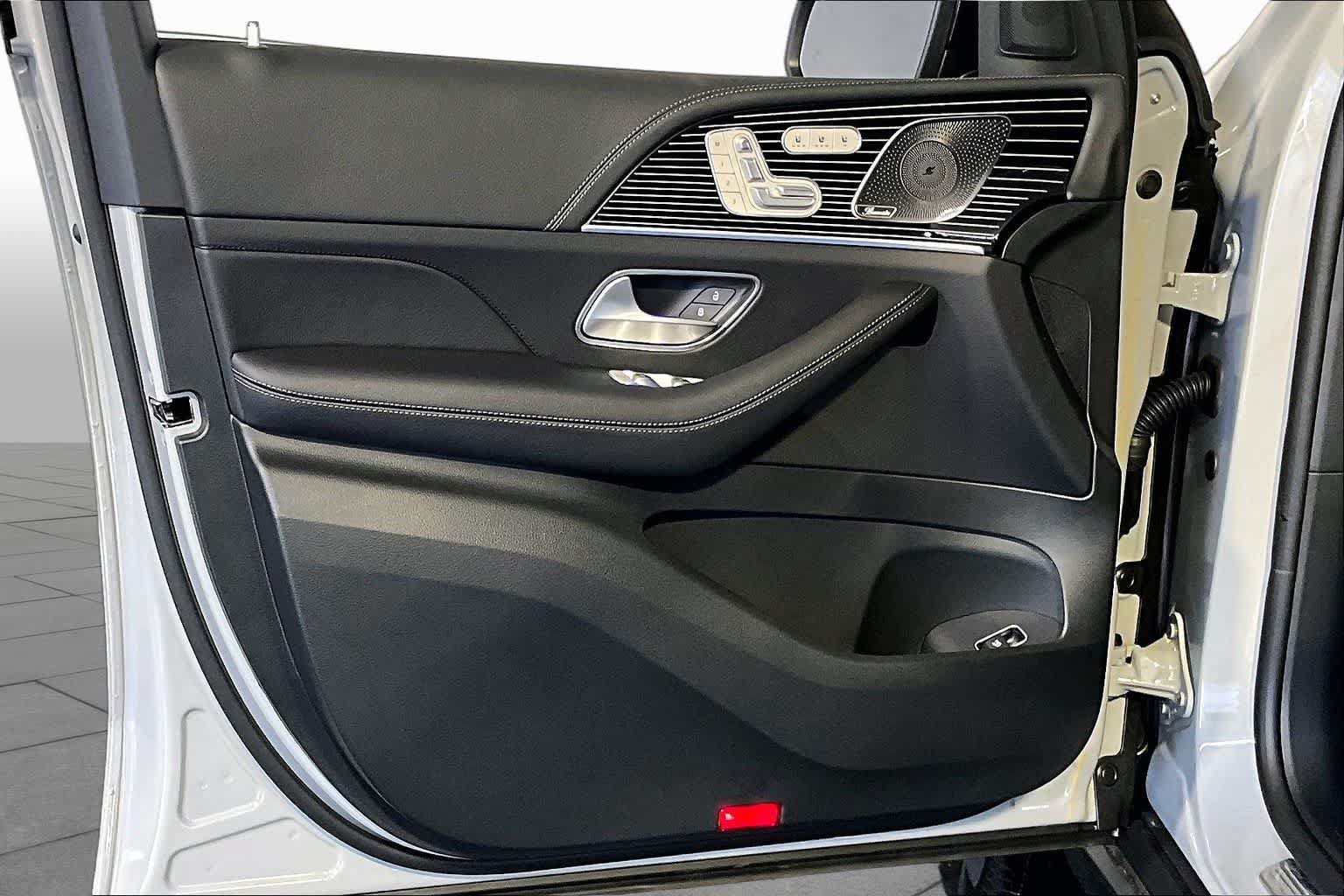 New 2026 Mercedes-Benz GLE 580 4MATIC image 11