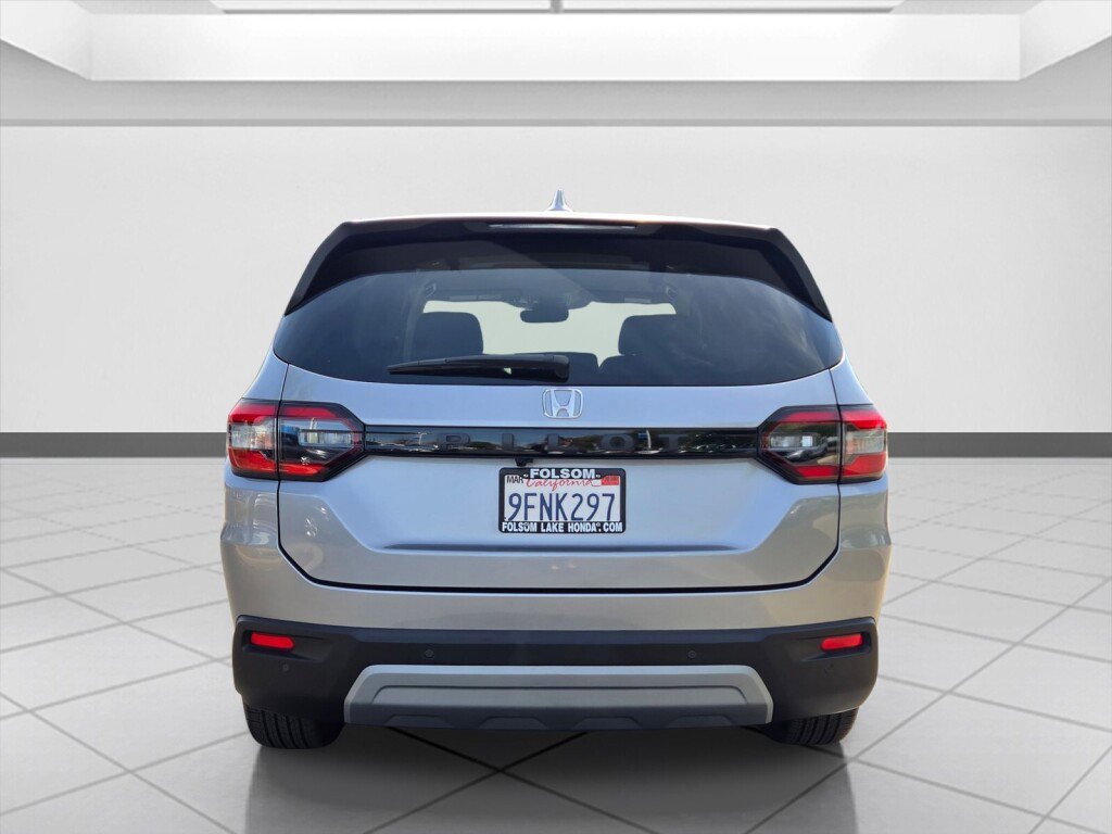 Certified 2023 Honda Pilot EX-L image 6