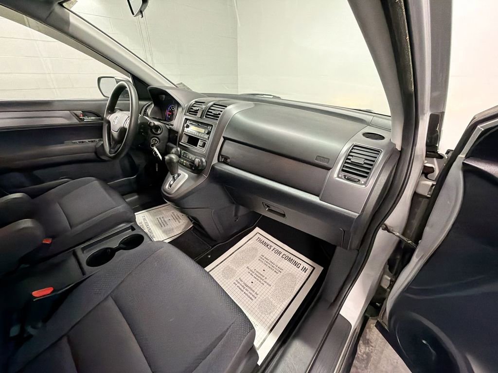 Used 2009 Honda CR-V LX image 24