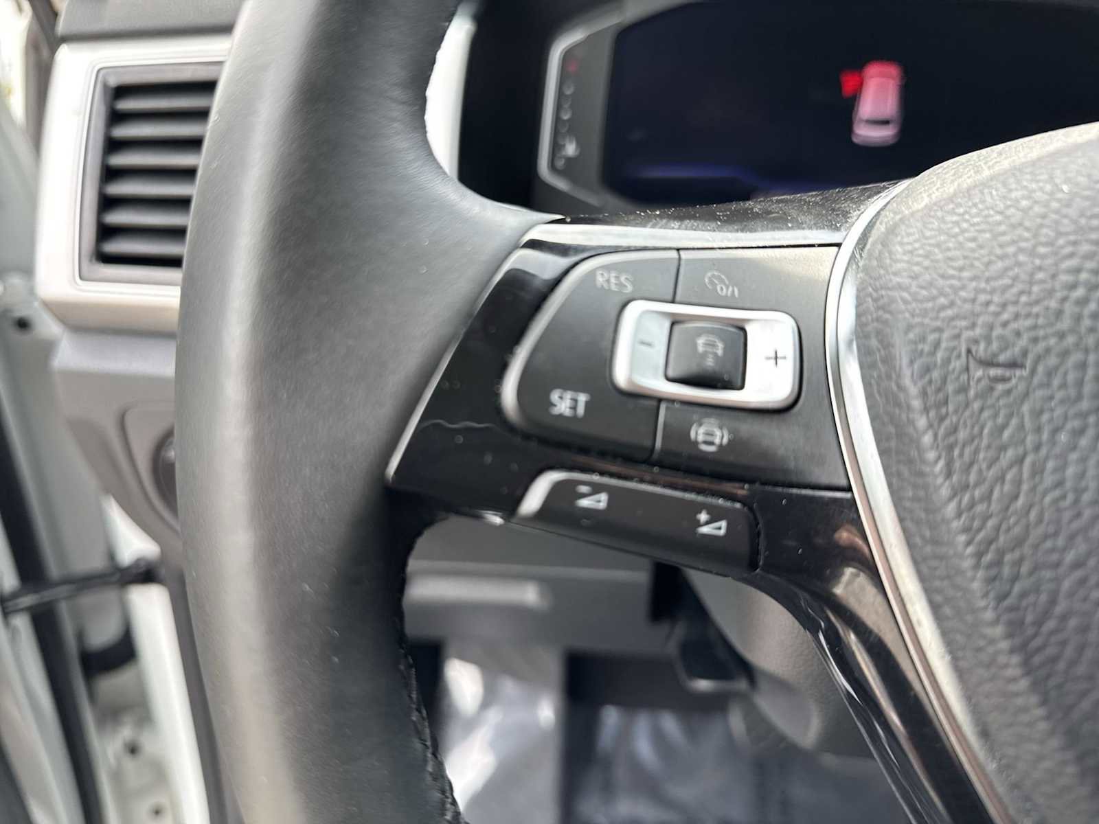 Used 2019 Volkswagen Atlas SEL Premium AWD/4WD image 23