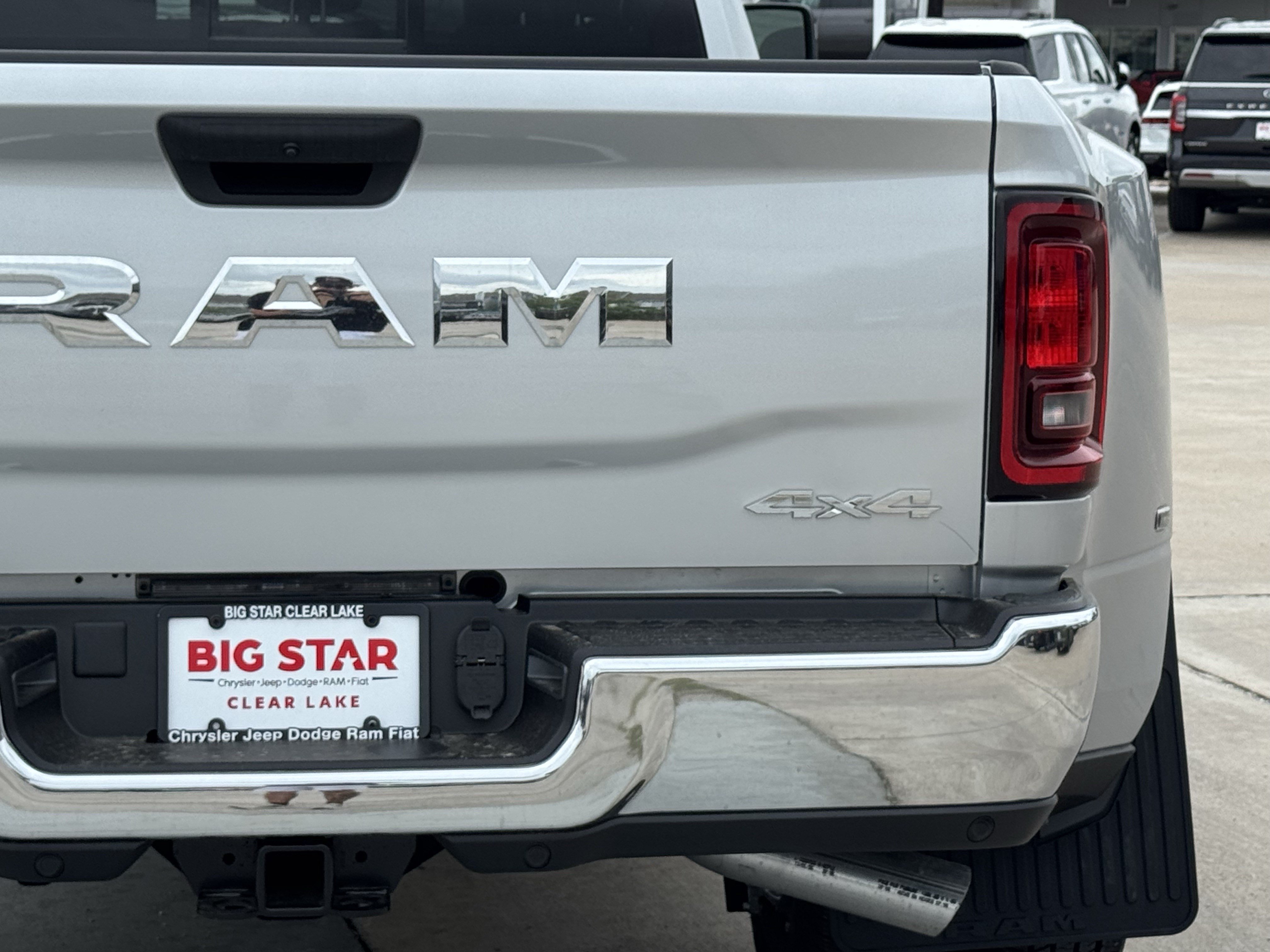 New 2026 RAM 3500 Tradesman AWD/4WD image 10