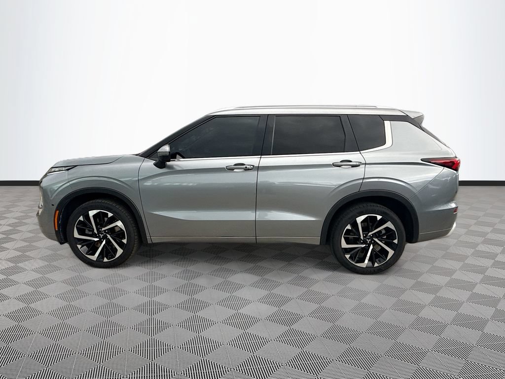 Used 2022 Mitsubishi Outlander SEL FWD image 4