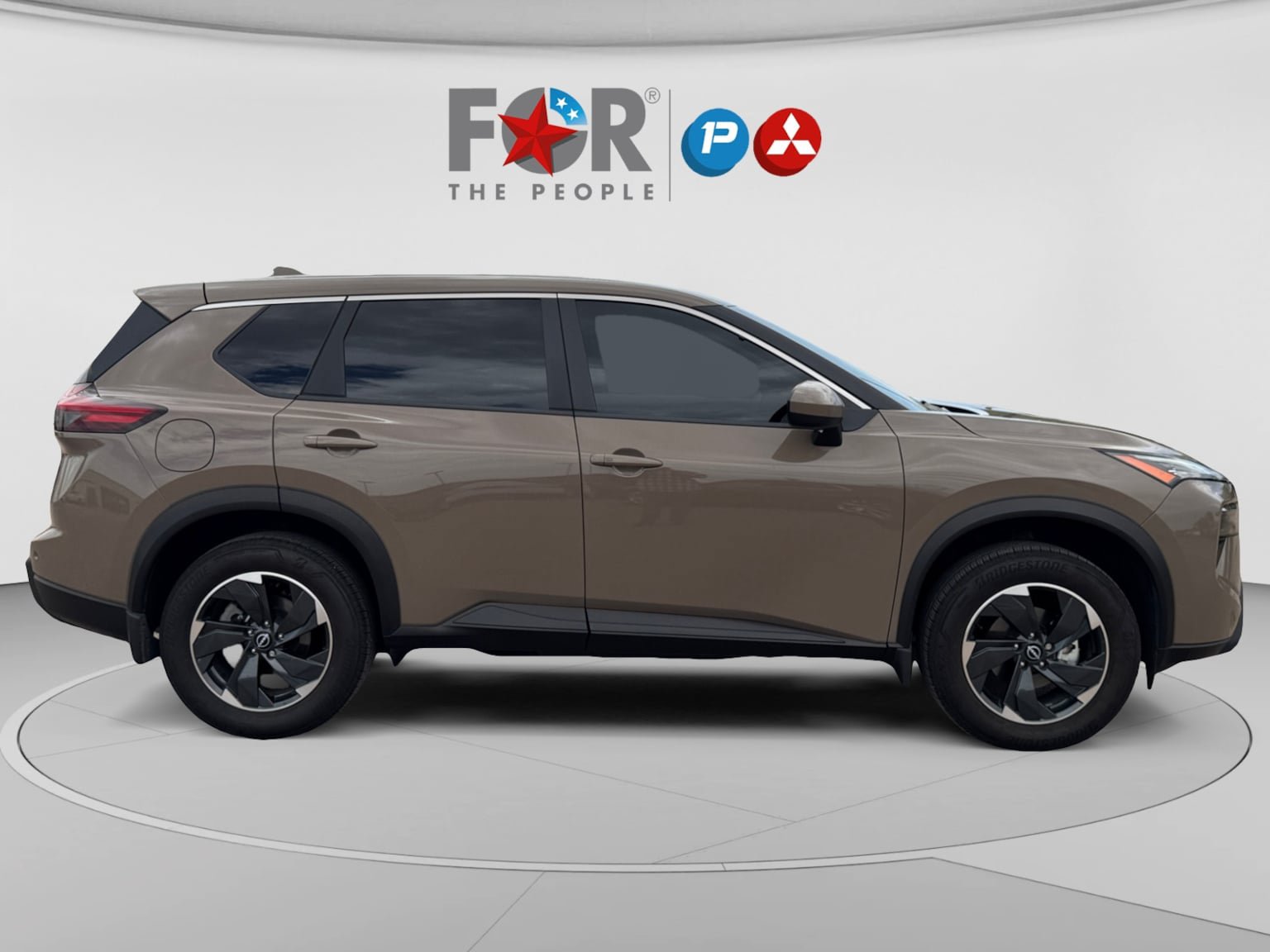 Used 2025 Nissan Rogue SV AWD/4WD image 6