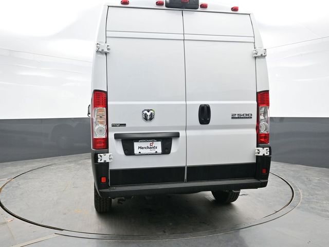 Used 2025 RAM ProMaster 2500 w/ Convenience Group image 5