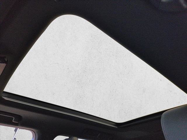 Used 2025 Lexus GX 550 w/ Accessory Package (2T) image 21