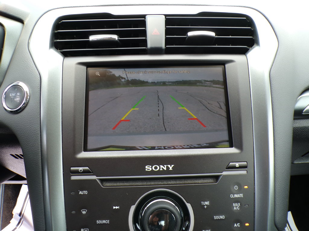 Used 2015 Ford Fusion Titanium FWD image 26