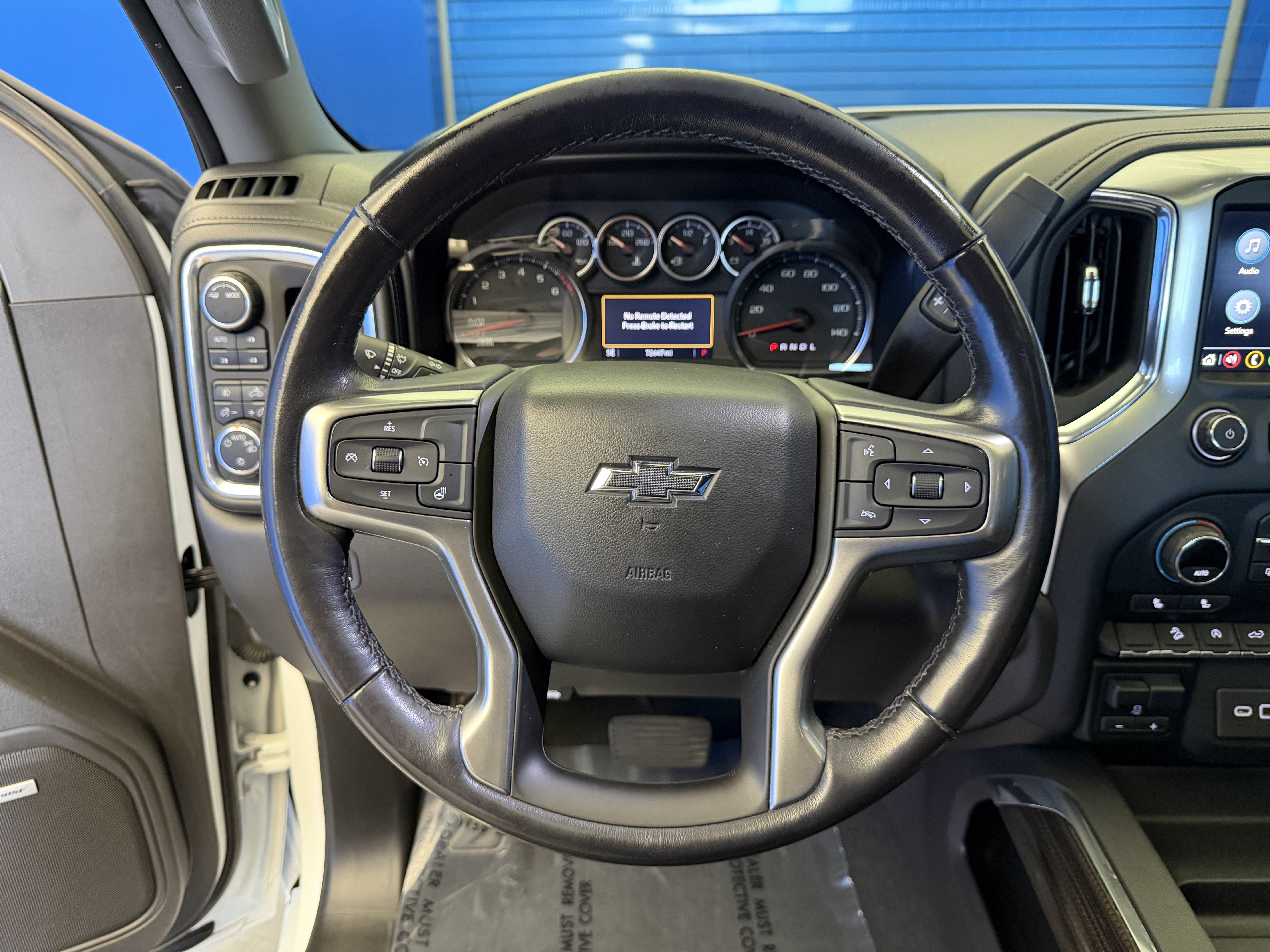 Used 2021 Chevrolet Silverado 1500 LT Trail Boss w/ Convenience Package II AWD/4WD image 17