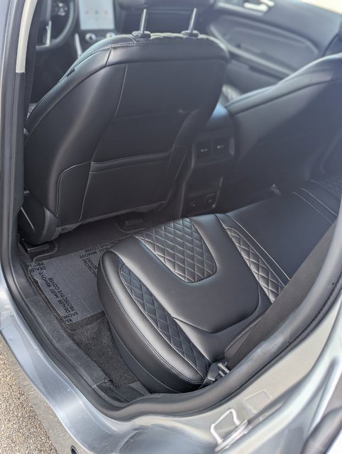 Used 2024 Ford Edge Titanium image 12