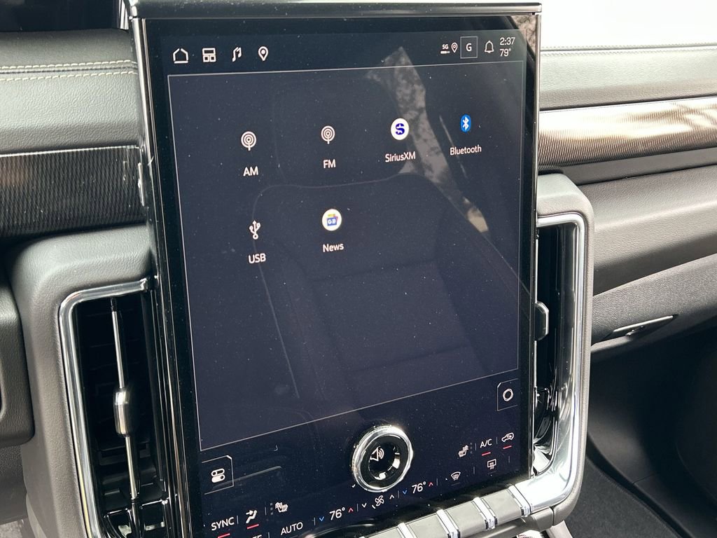 New 2026 GMC Yukon Elevation image 13