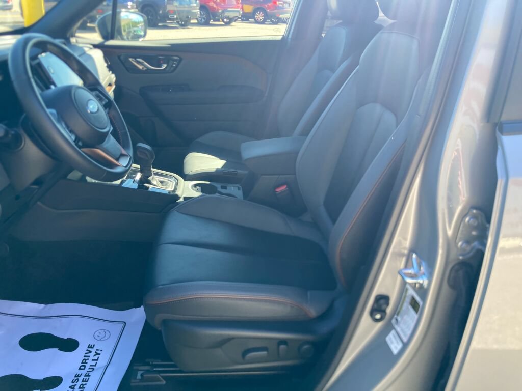 Used 2025 Subaru Forester Sport AWD/4WD image 13