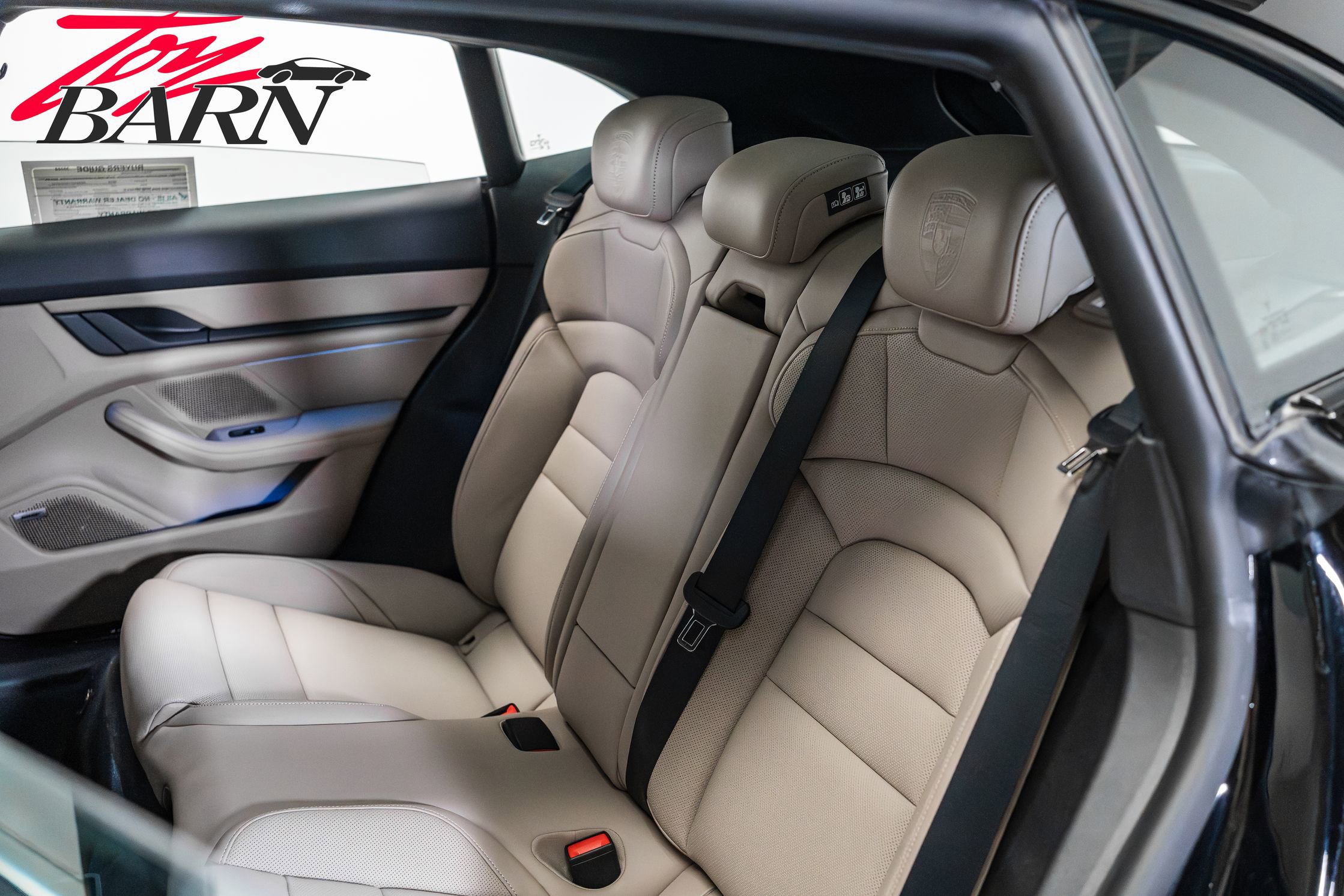 Used 2024 Porsche Taycan 4 Cross Turismo image 44